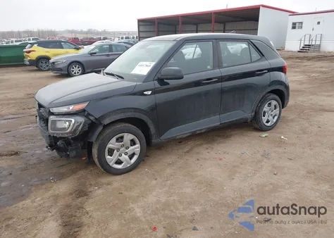 2020 Hyundai Venue Se z USA, uszkodzony, nr VIN KMHRB8A34LU046447